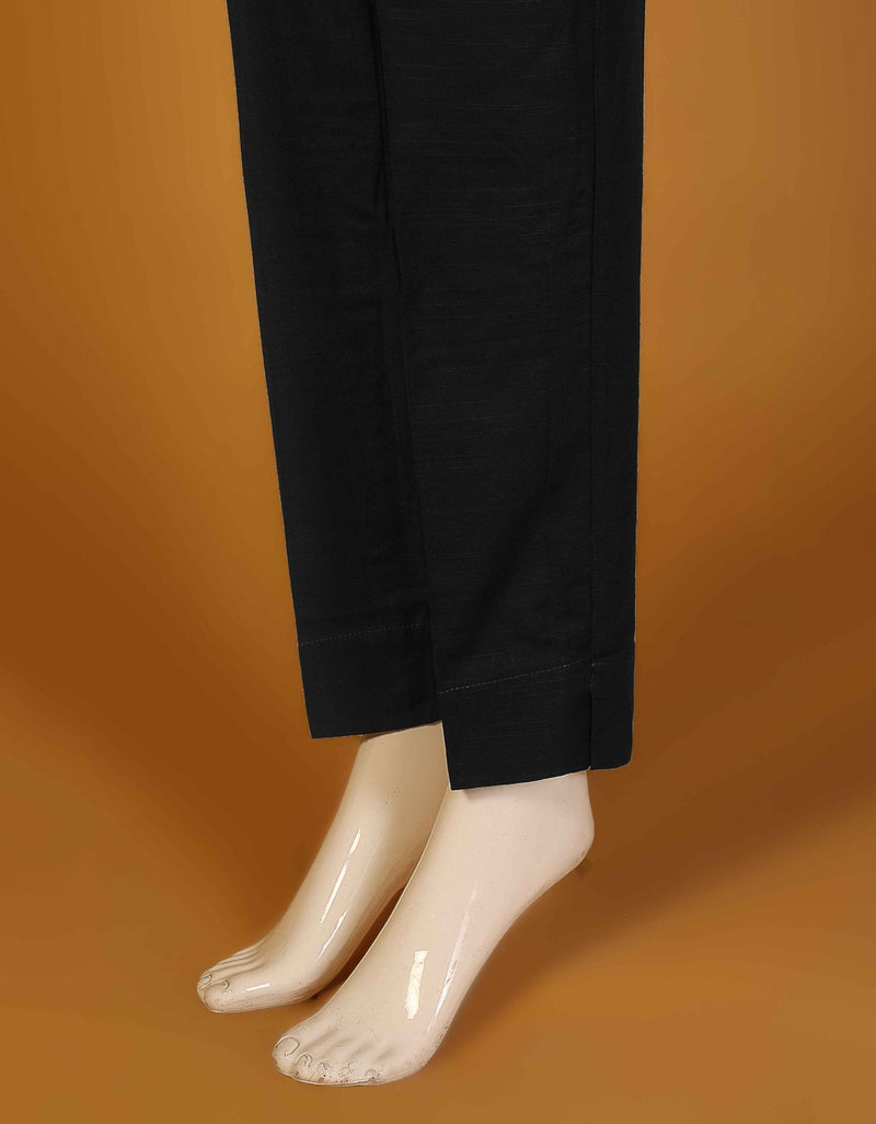 MiassaByTawakkal Fabric: Khaddar Sizes : S -M -L Fabric Details: Stitched Khaddar  trouser with detailings #zoyalawnlk #zoya #bottoms #... | Instagram