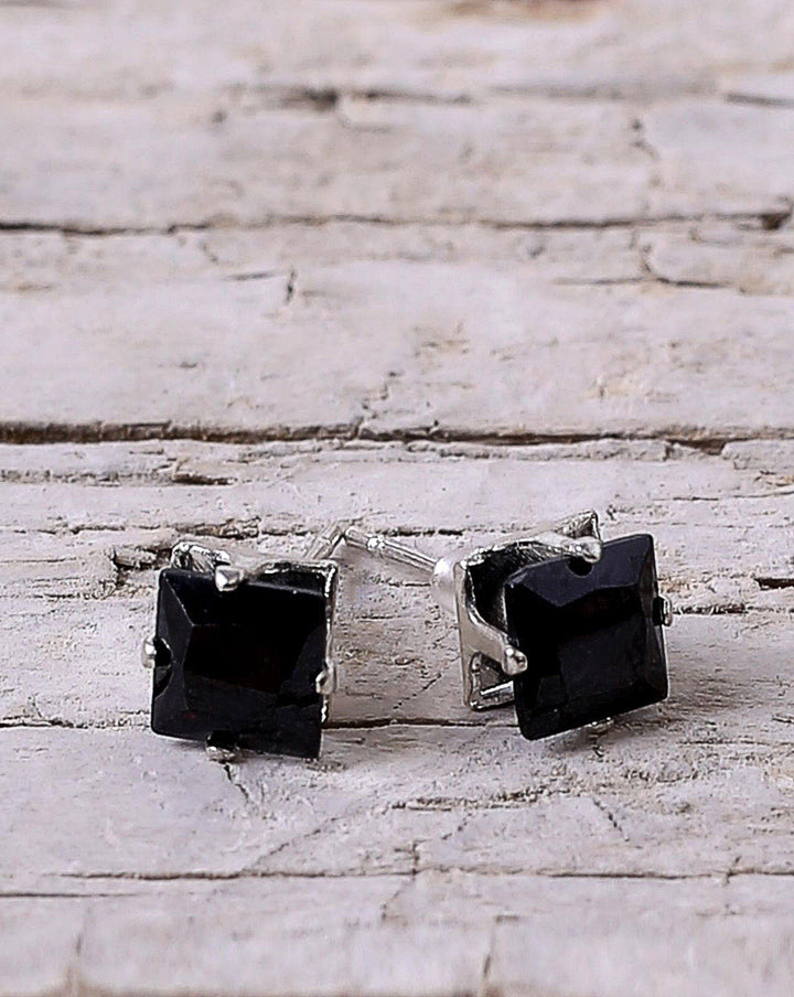 SQUARE STUDS EARINGS - Polkadots - 13337NJ-210371 - SQUARE STUDS EARINGS